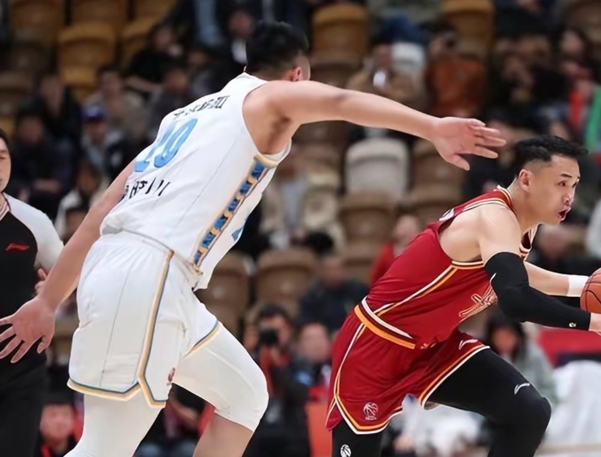 ayx-关于转折点!广东宏远主帅复盘,NBA常规赛加时末段攻防权衡,引发热议,高层口径保持一致的信息