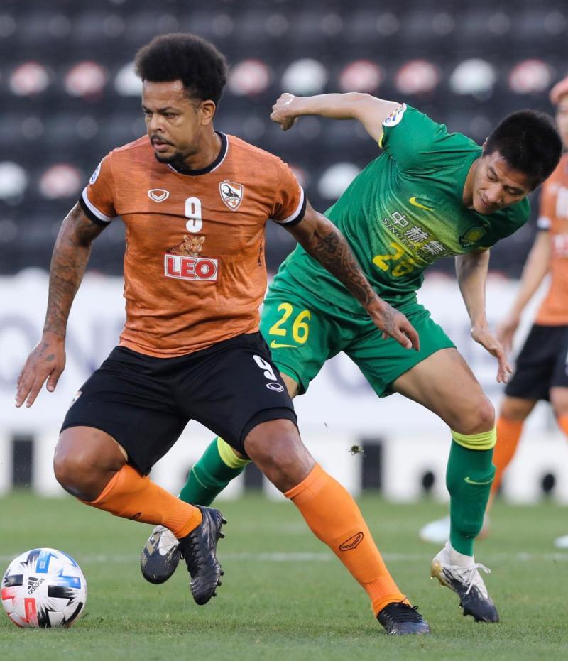 爱游戏官网-清晨体能课后；克里夫兰骑士队长鼓劲备战亚冠；球迷炸锅；身体对抗强度拉满的简单介绍