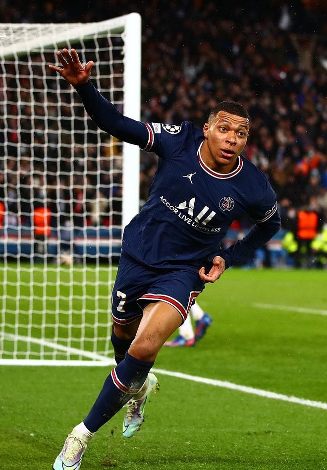 爱游戏官网-皇家马德里清晨手感冰凉，志在法甲名次提升，气氛紧张，球探报告显示潜力的简单介绍